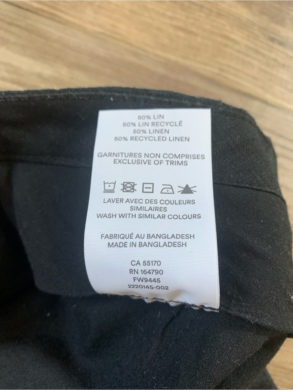 Frank & Oak, Classic Black Linen Shorts, size 10 - Picture 4 of 6